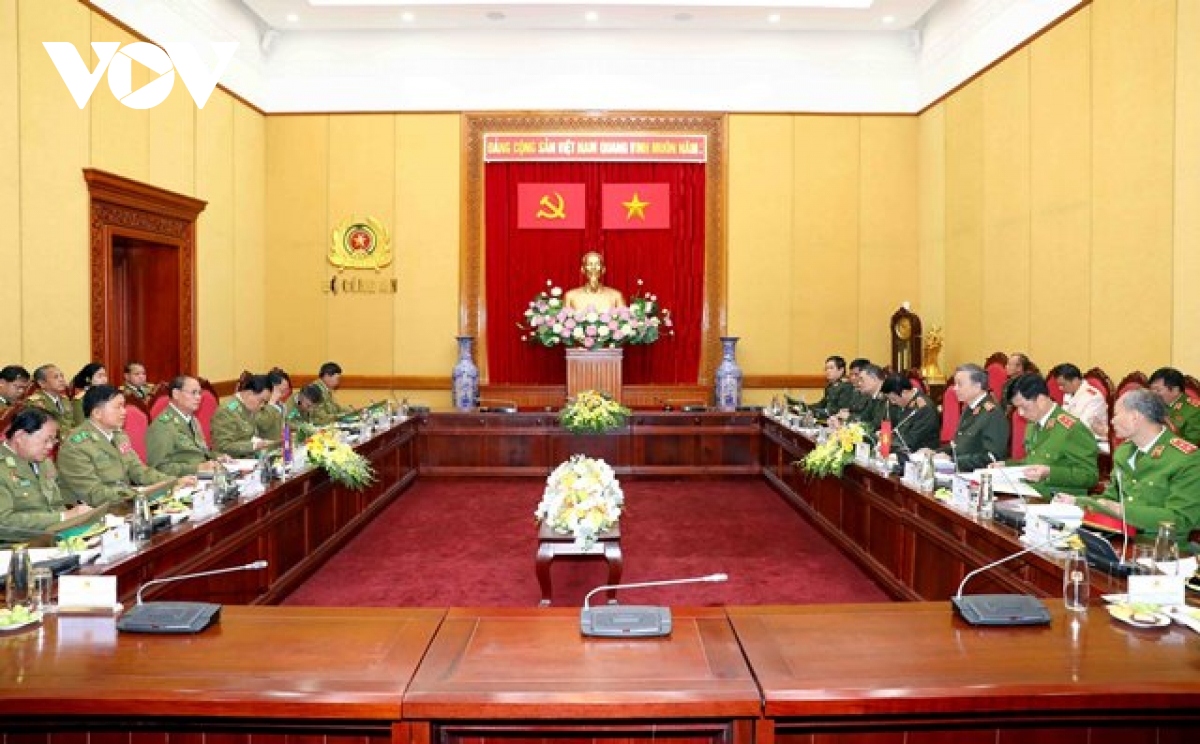 Public Security Minister hails security cooperation with Laos